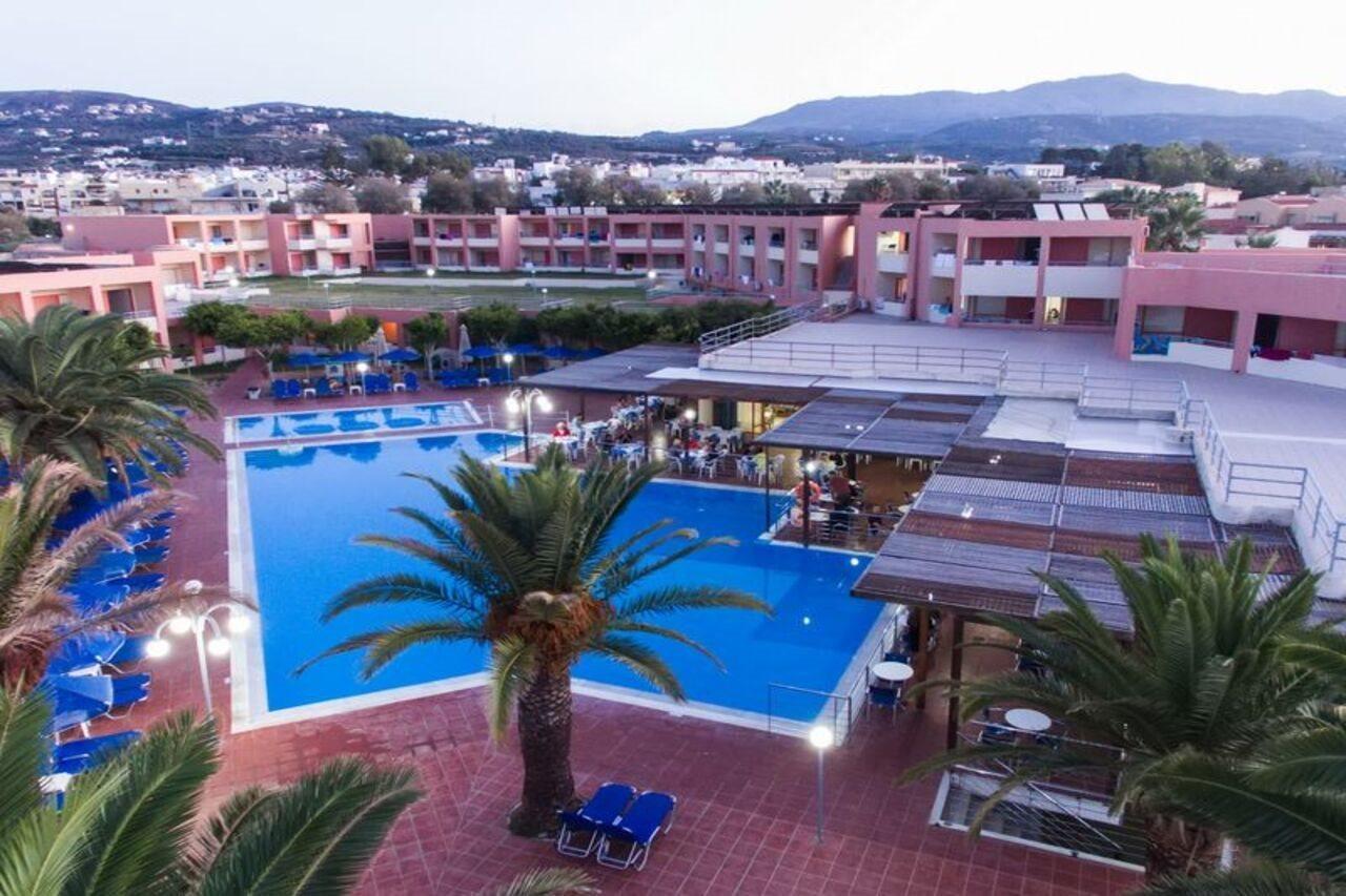 Hotel Village