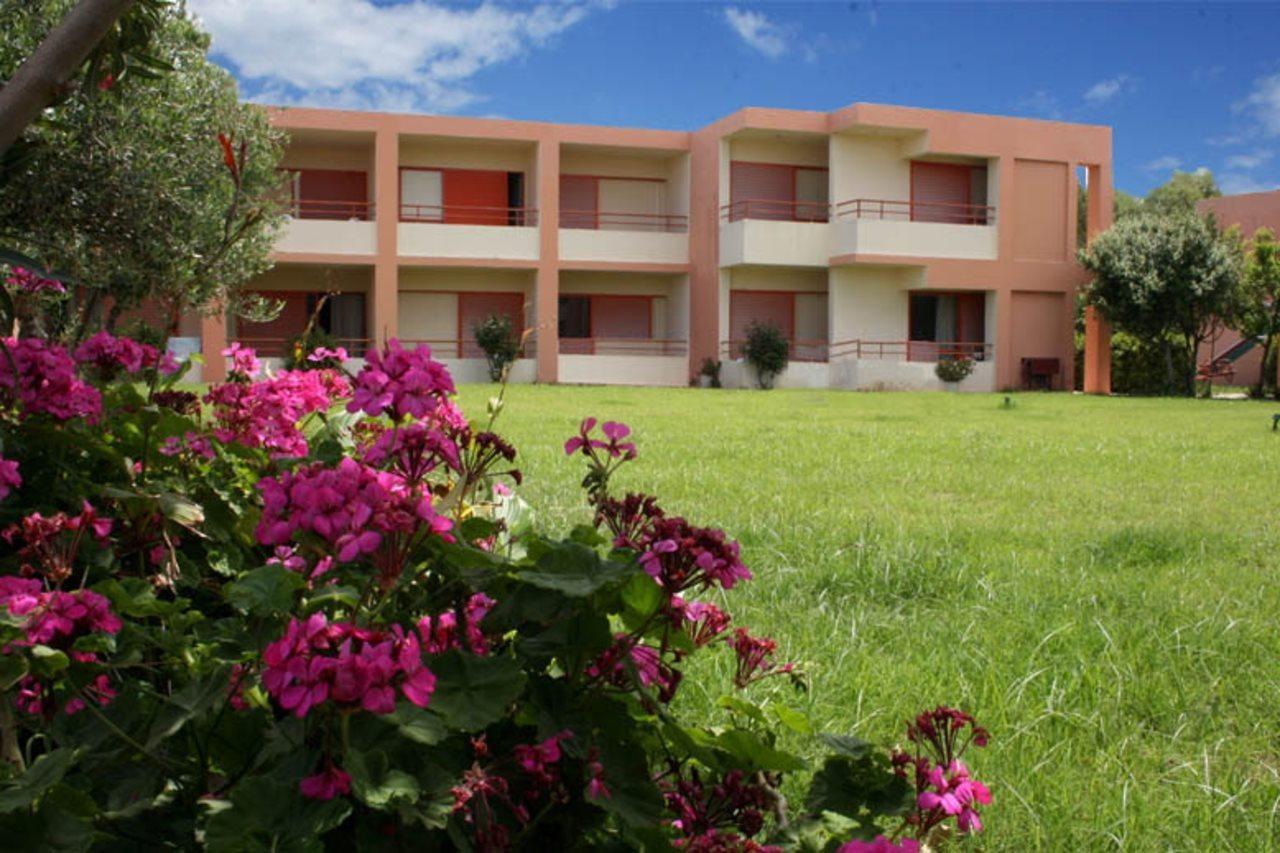 Hotel Village 3*