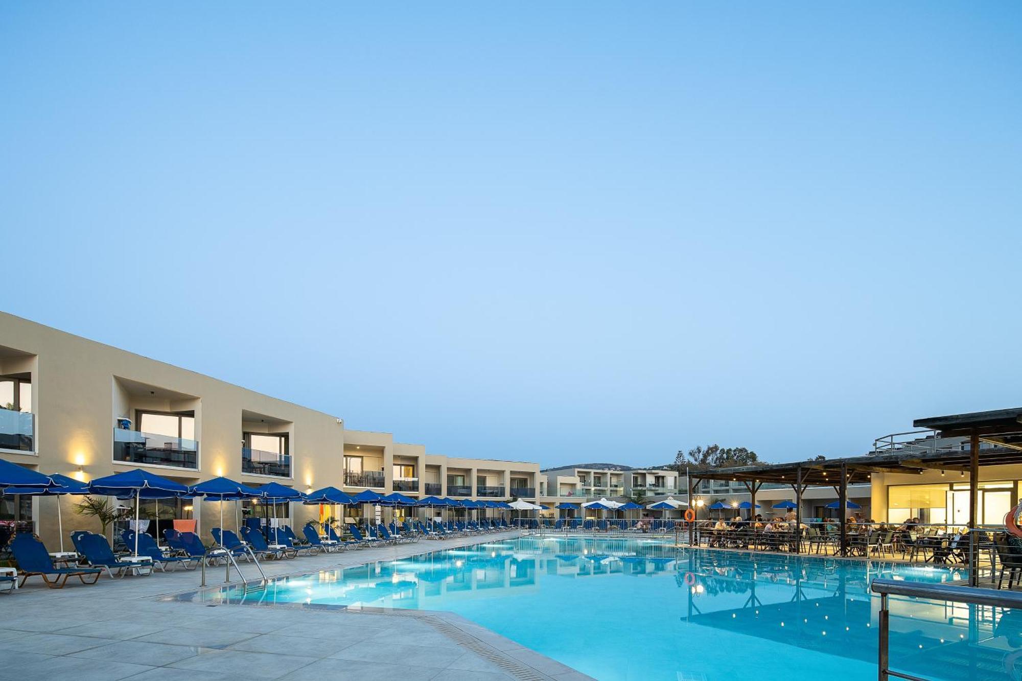 Village Otel