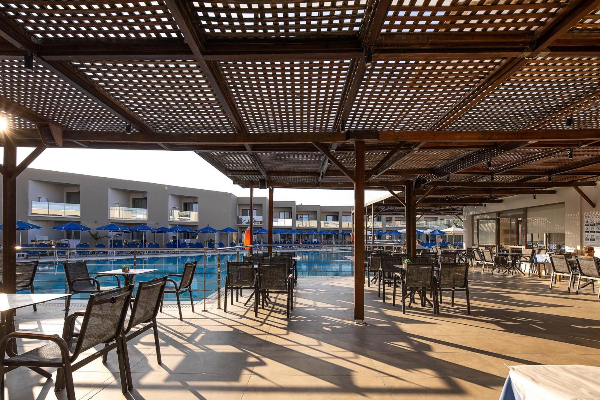 Village Otel